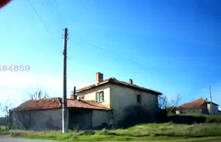 Къща в Сливен, с. Омарчево