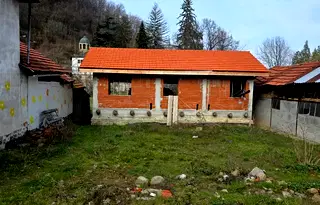 Къща в Ловеч, с. Орешак