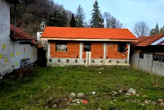 Къща в Ловеч, с. Орешак