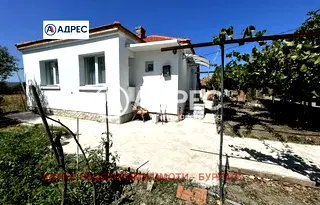 Къща в Бургас, с. Оризаре