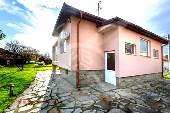 Къща в Пловдив, с. Оризари