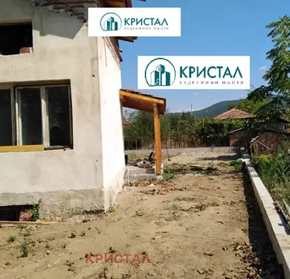 Снимка 2 — Къща в Пловдив, с. Отец Паисиево