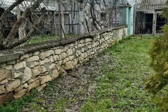 Масивна къща с 4 стаи в с. Падина, област Варна