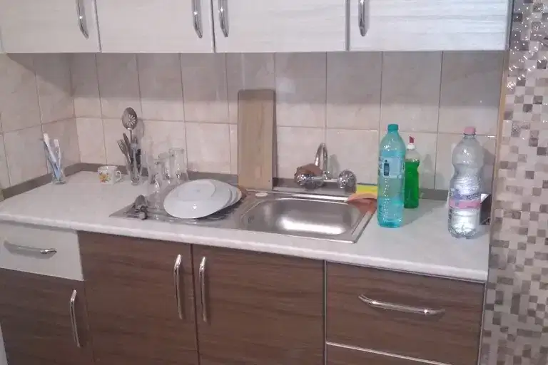 Къща в Кърджали, с. Пчеларово