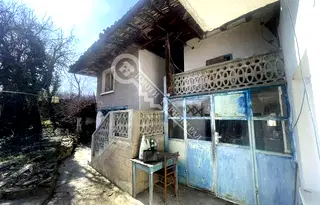 Къща във Велико Търново, с. Пчелище