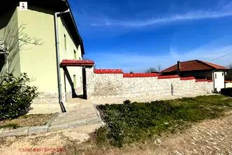 Къща в Плевен, с. Пелишат