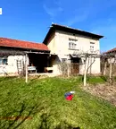 Къща в Ловеч, с. Пещерна