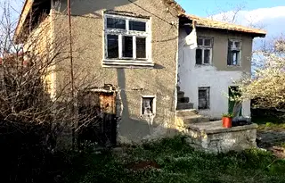 Къща в Кърджали, с. Петелово
