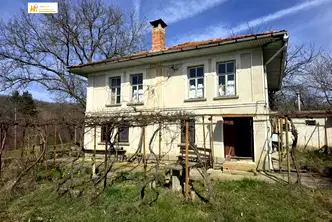 Къща във Велико Търново, с. Петковци