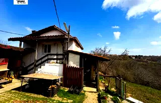 Къща във Варна, с. Приселци