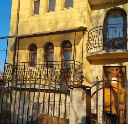 Photo 3 — Spacious house with 6 bedrooms in selo Prolesha, Sofia region