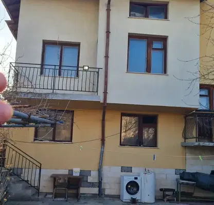 Photo 5 — Spacious house with 6 bedrooms in selo Prolesha, Sofia region