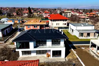 Къща в София, с. Пролеша