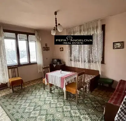 Photo 3 — House in Oblast Plovdiv, Radinovo