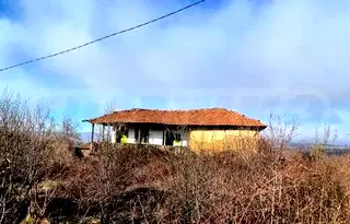 Къща в Ловеч, с. Радювене