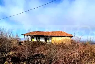 Къща в Ловеч, с. Радювене
