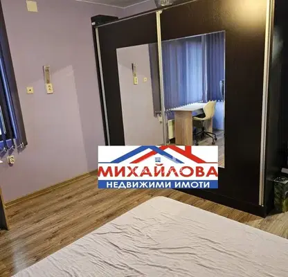 Снимка 3 — Двуетажна къща с двор в с. Ракитница, област Стара Загора