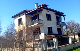 Къща в Добрич, с. Равнец
