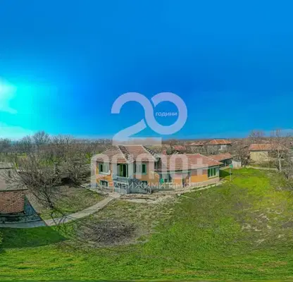 Снимка 5 — Къща във Велико Търново, с. Ресен