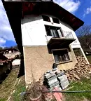 Къща в Ловеч, с. Рибарица