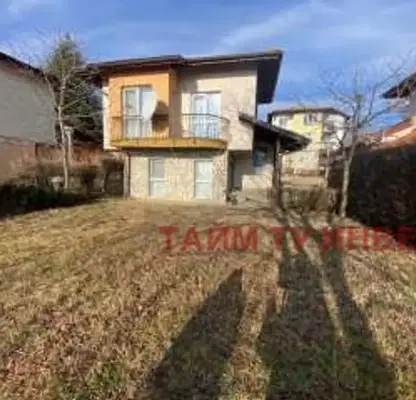 Photo 2 — House in Dobrich, Rogachevo