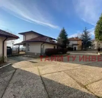Photo 3 — House in Dobrich, Rogachevo
