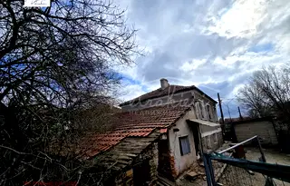 Къща в Бургас, с. Росен