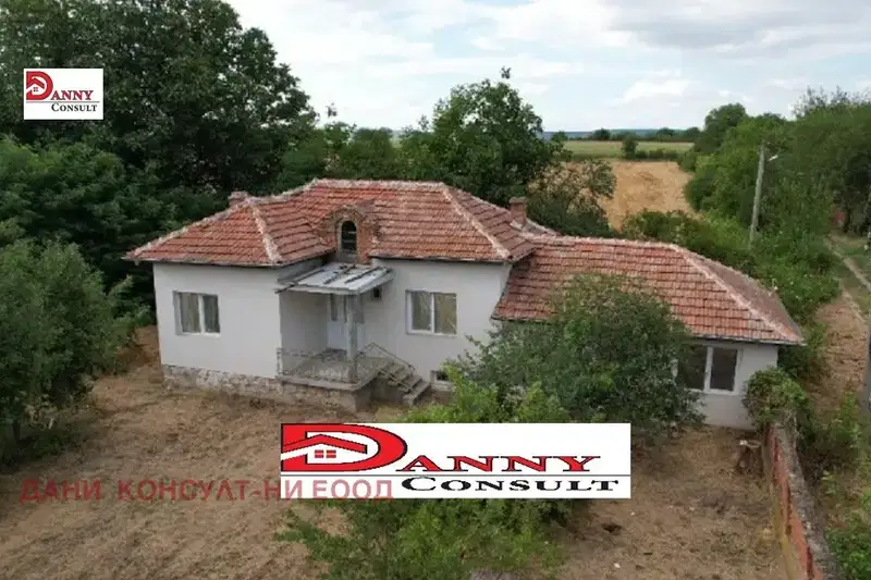 Къща във Велико Търново, с. Русаля