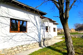 Къща във Велико Търново, с. Русаля