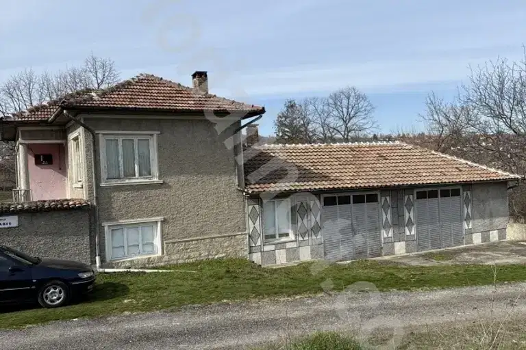 House in Oblast Veliko Tyrnovo, Samovodene