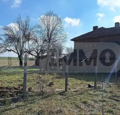 Снимка 4 — Къща в Ямбол, с. Шарково