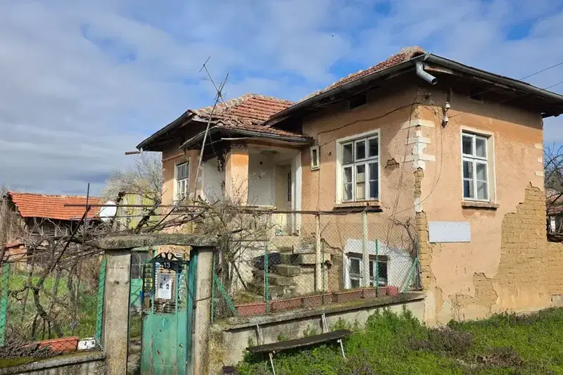 Къща в Ловеч, с. Смочан