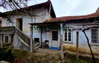 Къща във Велико Търново, с. Стамболово