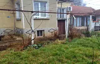 Къща в Добрич, с. Стожер