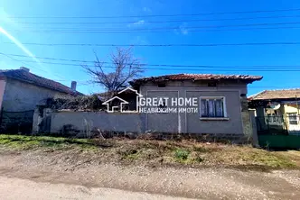Къща в Търговище, с. Стража