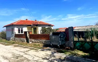 Къща в Хасково, с. Свирково