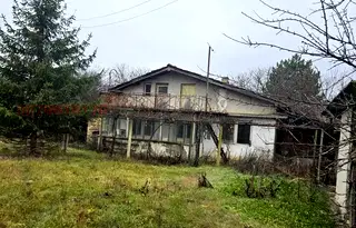 Къща в Търговище, с. Васил Левски