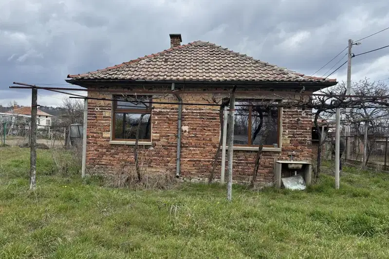 Къща в Пловдив, с. Васил Левски