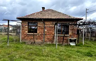 Къща в Пловдив, с. Васил Левски