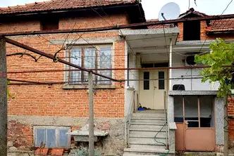 Къща в Ямбол, с. Веселиново