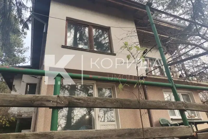 House in област София, Vlado Trichkov