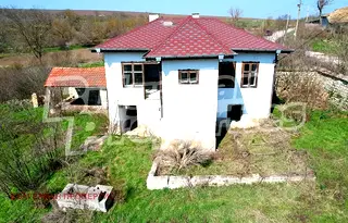 Къща във Варна, с. Войводино