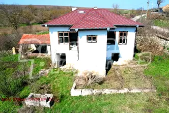 Къща във Варна, с. Войводино