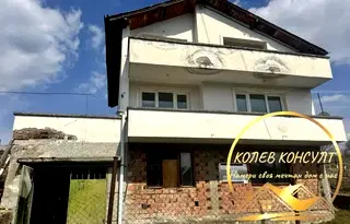 Къща в Хасково, с. Въгларово