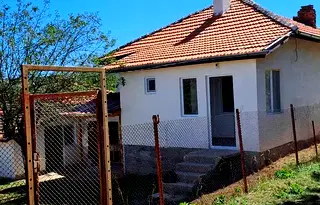 Къща в София, с. Върбница