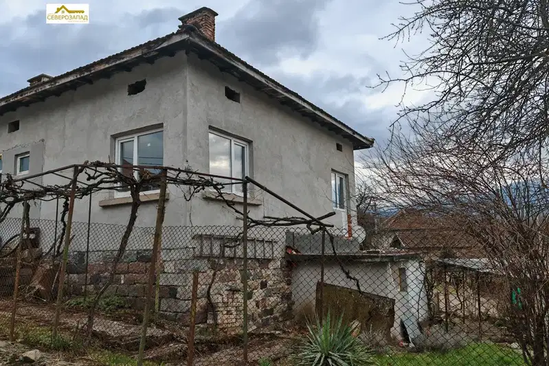 House in Oblast Montana, Yagodovo