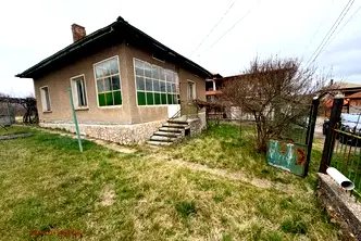 Къща в Перник, с. Ярджиловци