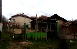 Къща в Монтана, с. Замфирово