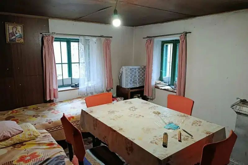 Къща в Габрово, с. Здравковец