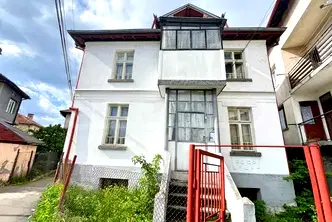 Къща в София, Самоков
